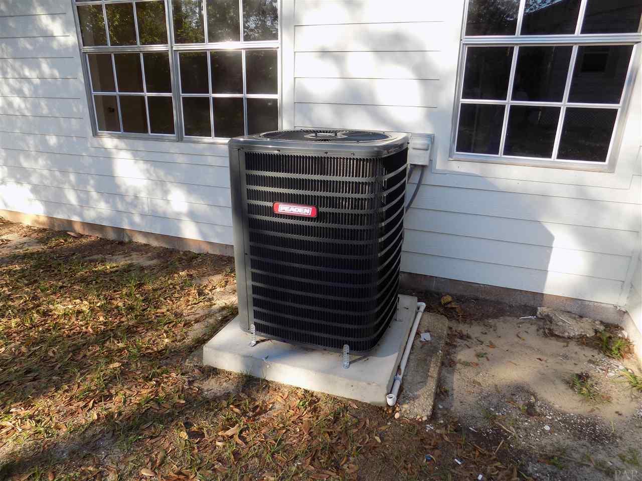 556 Woodlow Road Niceville, FL 32578 - Photo 21 of 23 Gallery Image 21