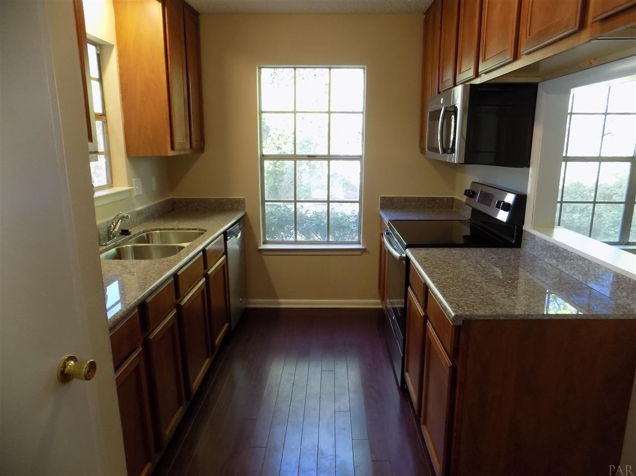 556 Woodlow Road Niceville, FL 32578 - Photo 9 of 23 Gallery Image 9