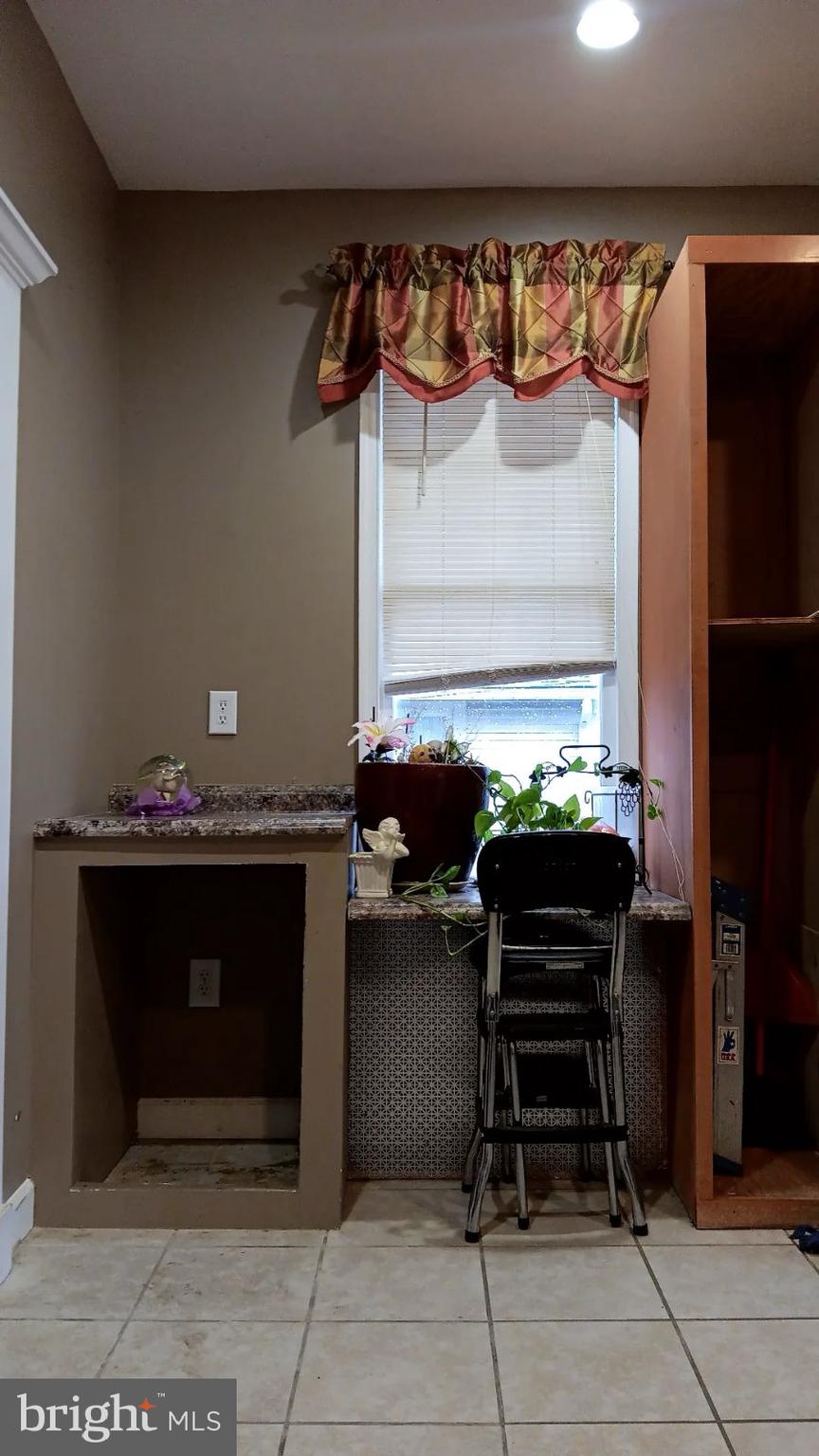 4161 Alabama Avenue Southeast Washington, DC 20019 - Photo 14 of 58 Kitchen