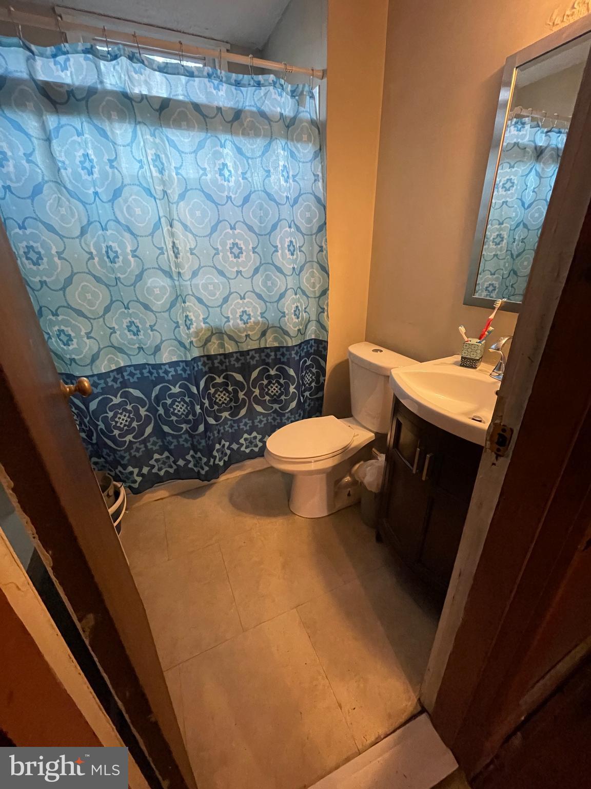 4161 Alabama Avenue Southeast Washington, DC 20019 - Photo 23 of 58 Full Bath-upstairs