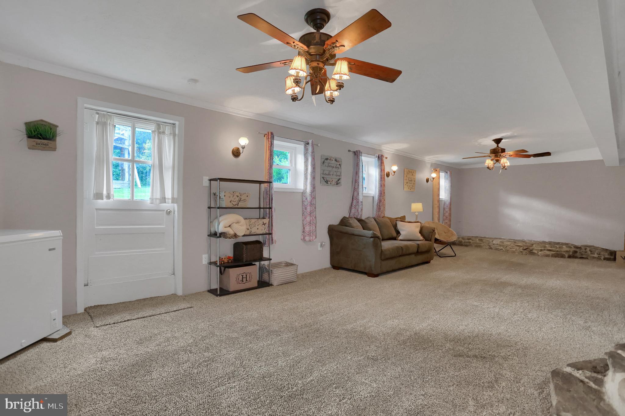 3170 Robin Road York, PA 17404 - Photo 14 of 33 Gallery Image 14