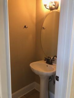 2756 Edinburgh Channel Road Kingsport, TN 37664 - Photo 7 of 23 IMG_4022