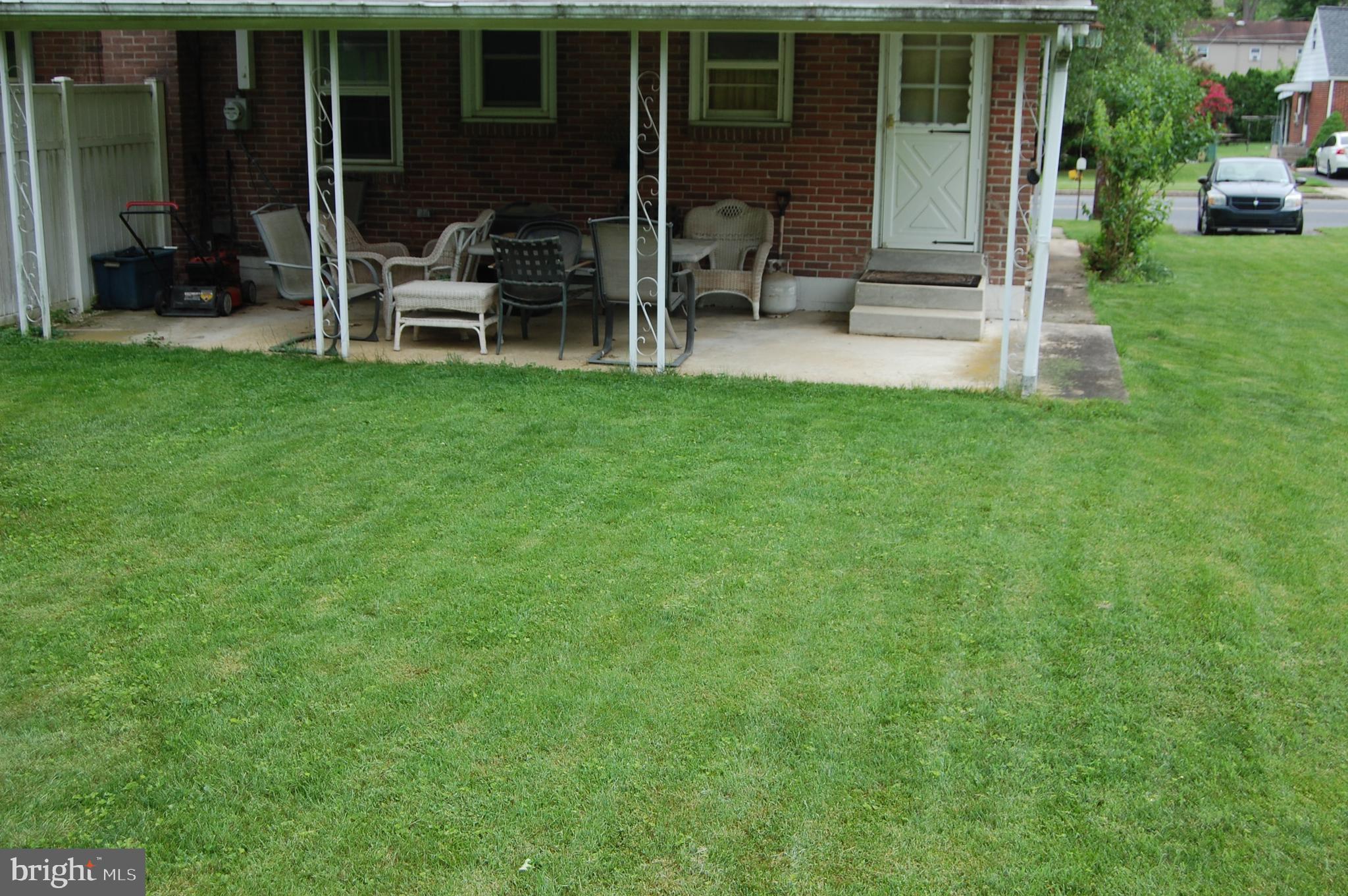 33 Montrose Boulevard Reading, PA 19607 - Photo 6 of 21 Gallery Image 6