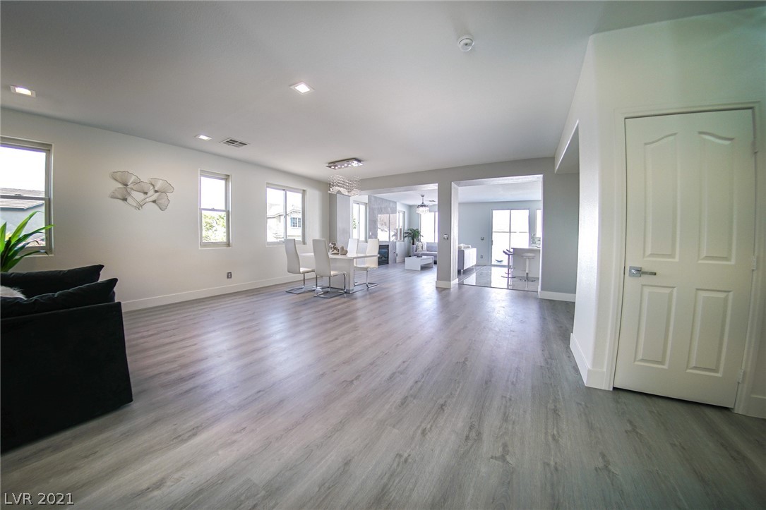 108 Milicity Road Henderson, NV 89012 - Photo 4 of 34 Gallery Image 4