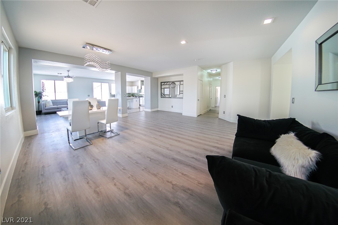 108 Milicity Road Henderson, NV 89012 - Photo 6 of 34 Gallery Image 6