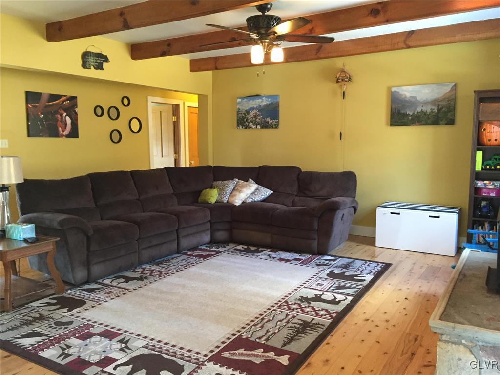 1859 Dinkey Road Lehighton, PA 18235 - Photo 5 of 33 Gallery Image 5