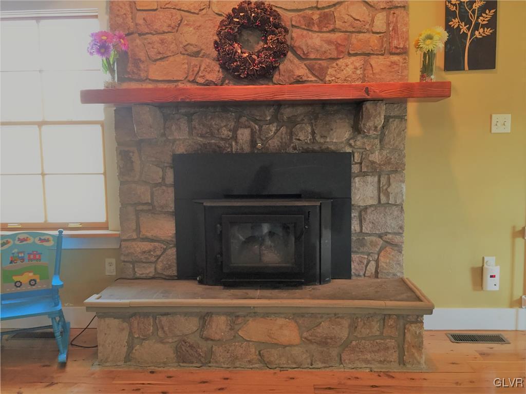 1859 Dinkey Road Lehighton, PA 18235 - Photo 6 of 33 Gallery Image 6