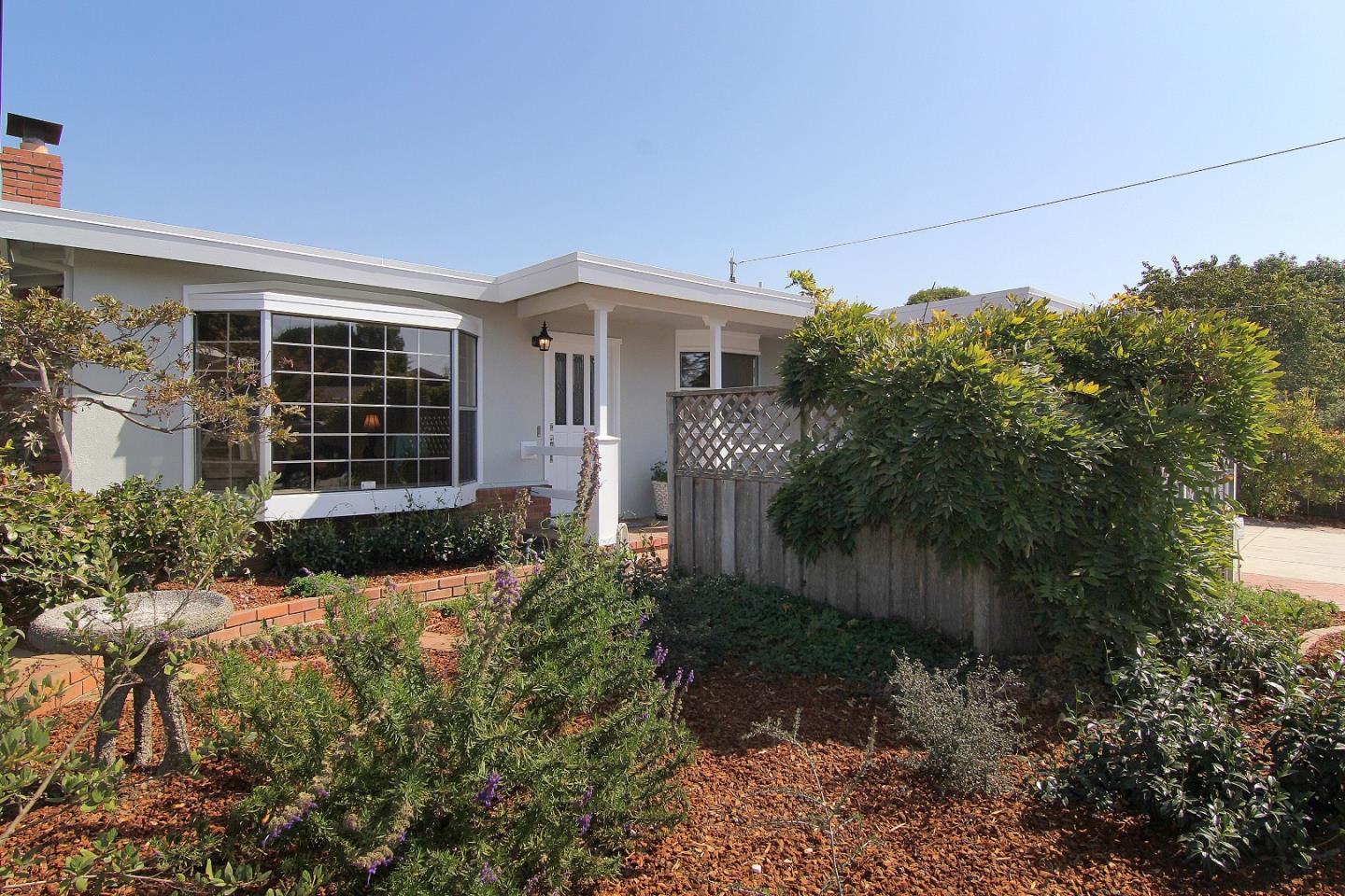 108 Calabasas Road Watsonville, CA 95076 - Photo 33 of 34 Gallery Image 33