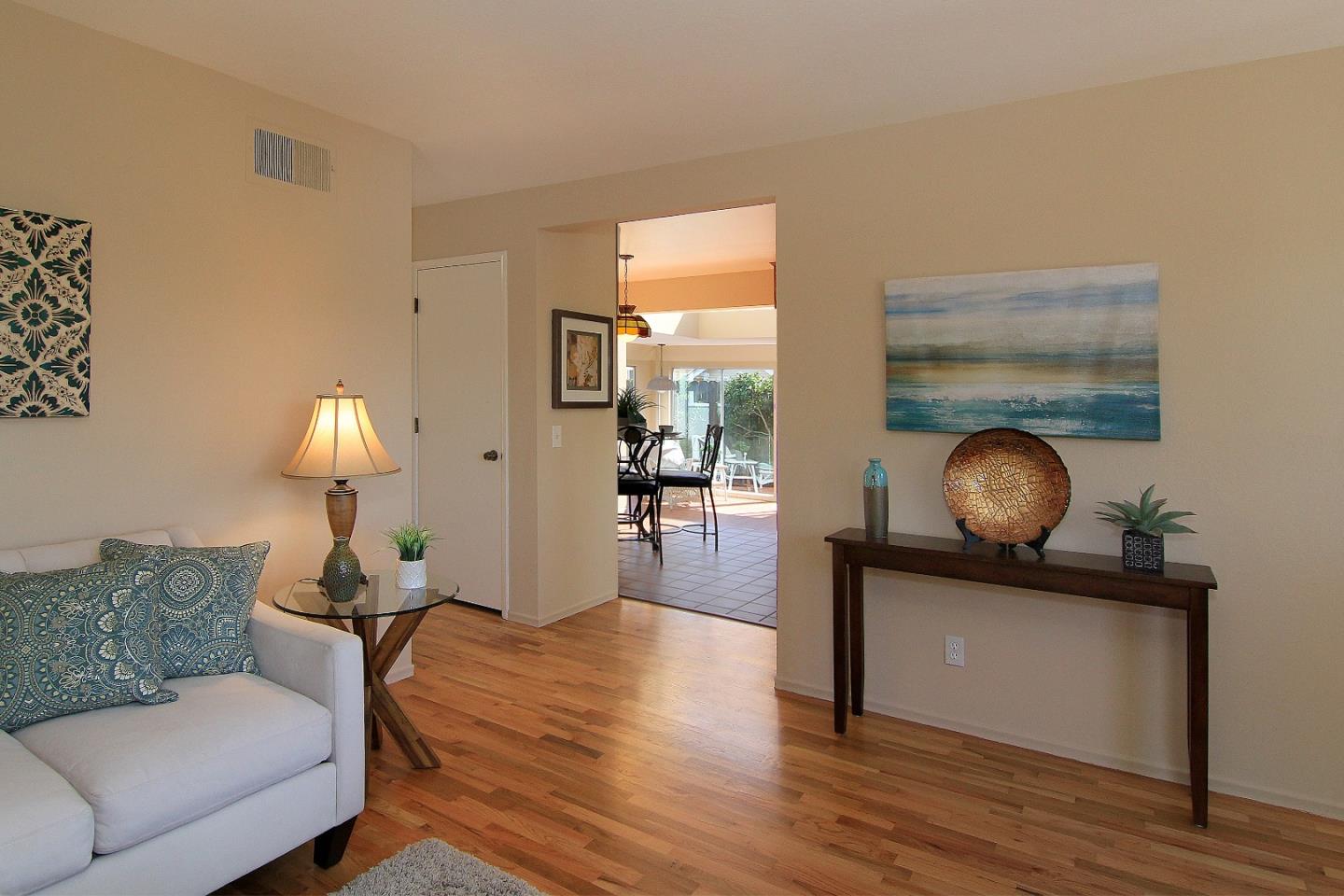 108 Calabasas Road Watsonville, CA 95076 - Photo 8 of 34 Gallery Image 8