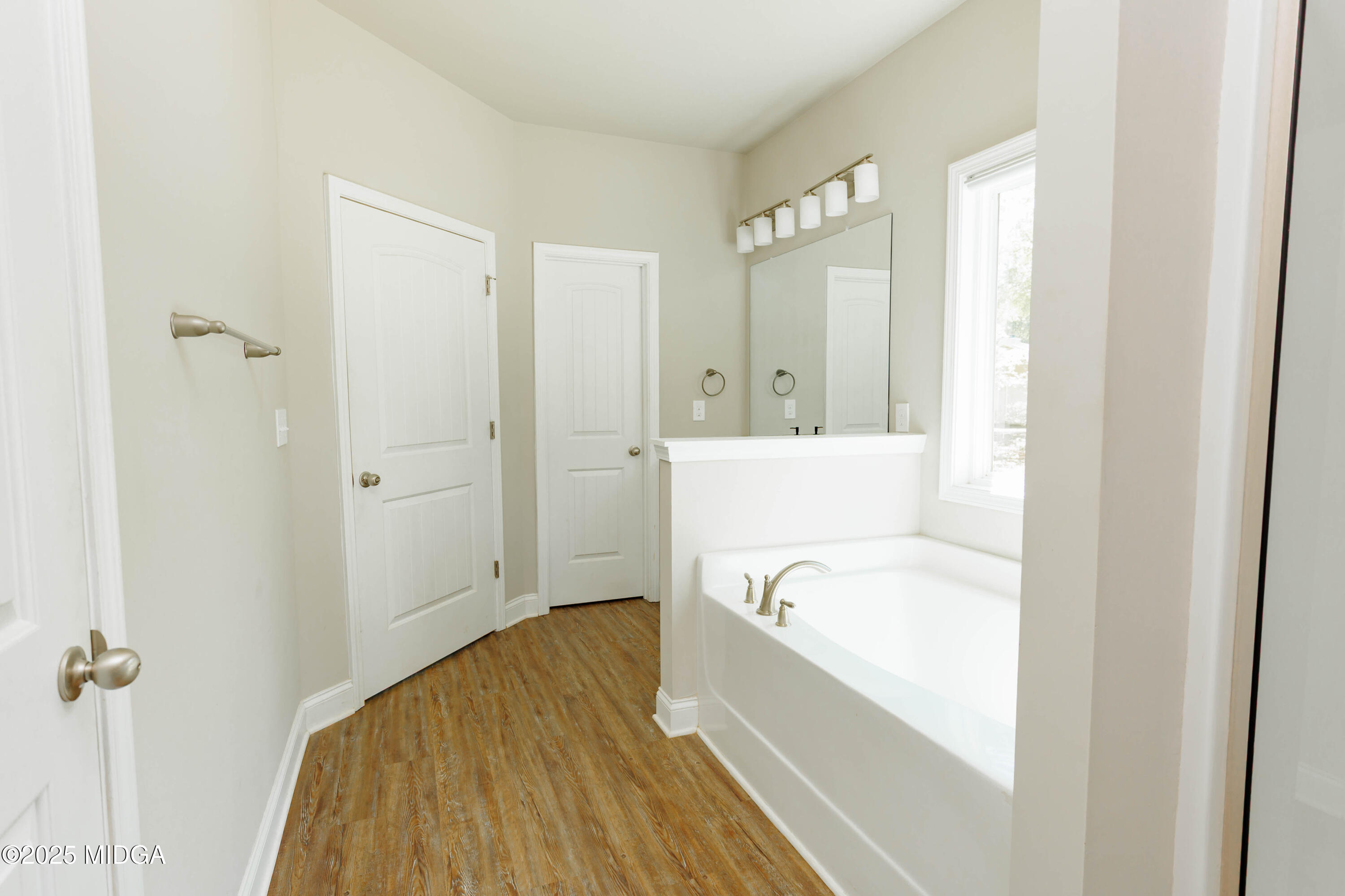 1737 Hopewell Road Forsyth, GA 31029 - Photo 15 of 27 oneonetwo (3 of 9)
