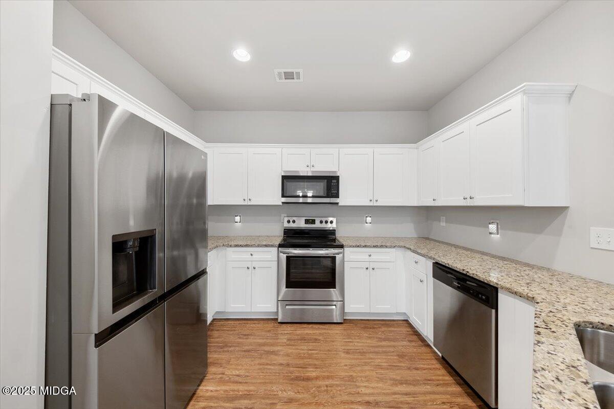 1737 Hopewell Road Forsyth, GA 31029 - Photo 8 of 27 8