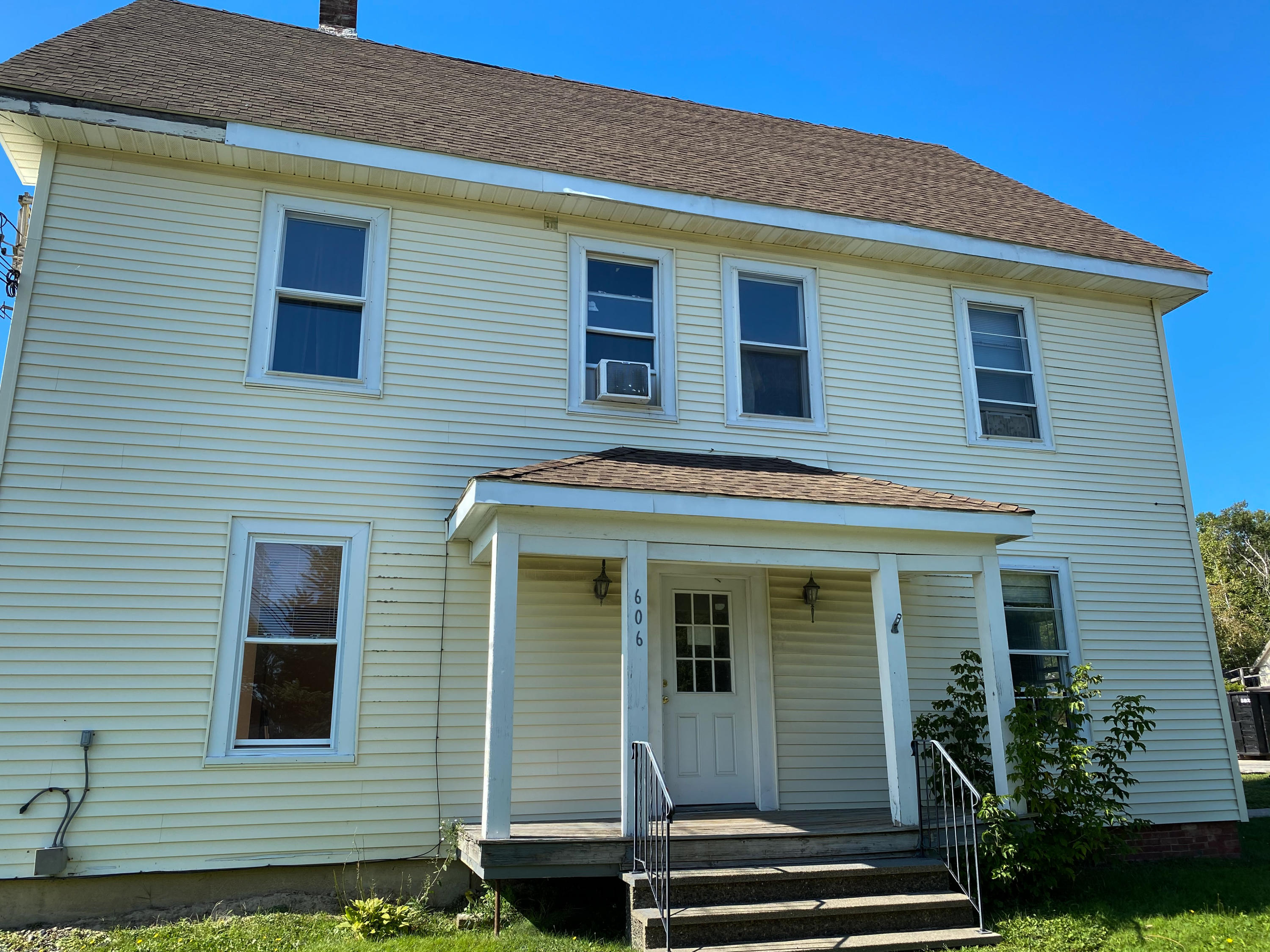 606-608 Main Road North Hampden, ME 04444 - Photo 2 of 62 606 Front of Building