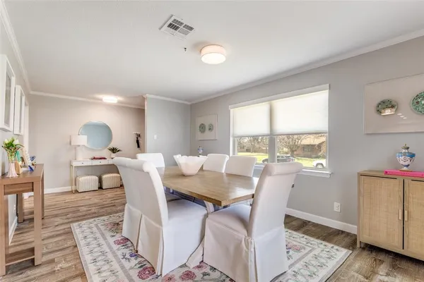 $460,000 | 2476 Pinebluff Drive, Dallas, TX 75228