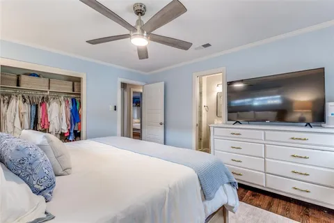 $470,000 | 2476 Pinebluff Drive, Dallas, TX 75228