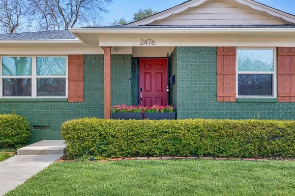 $460,000 | 2476 Pinebluff Drive, Dallas, TX 75228