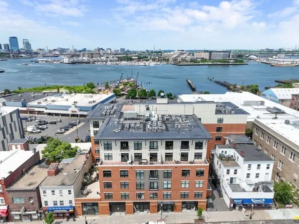 $3,400 | 250 Meridian Street, Unit 306, Boston, MA 02128