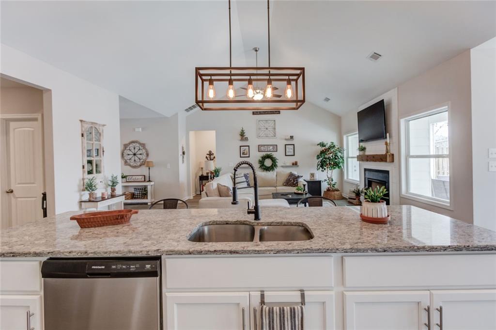 360 Mulberry Road Northwest Winder, GA 30680 - Photo 11 of 41