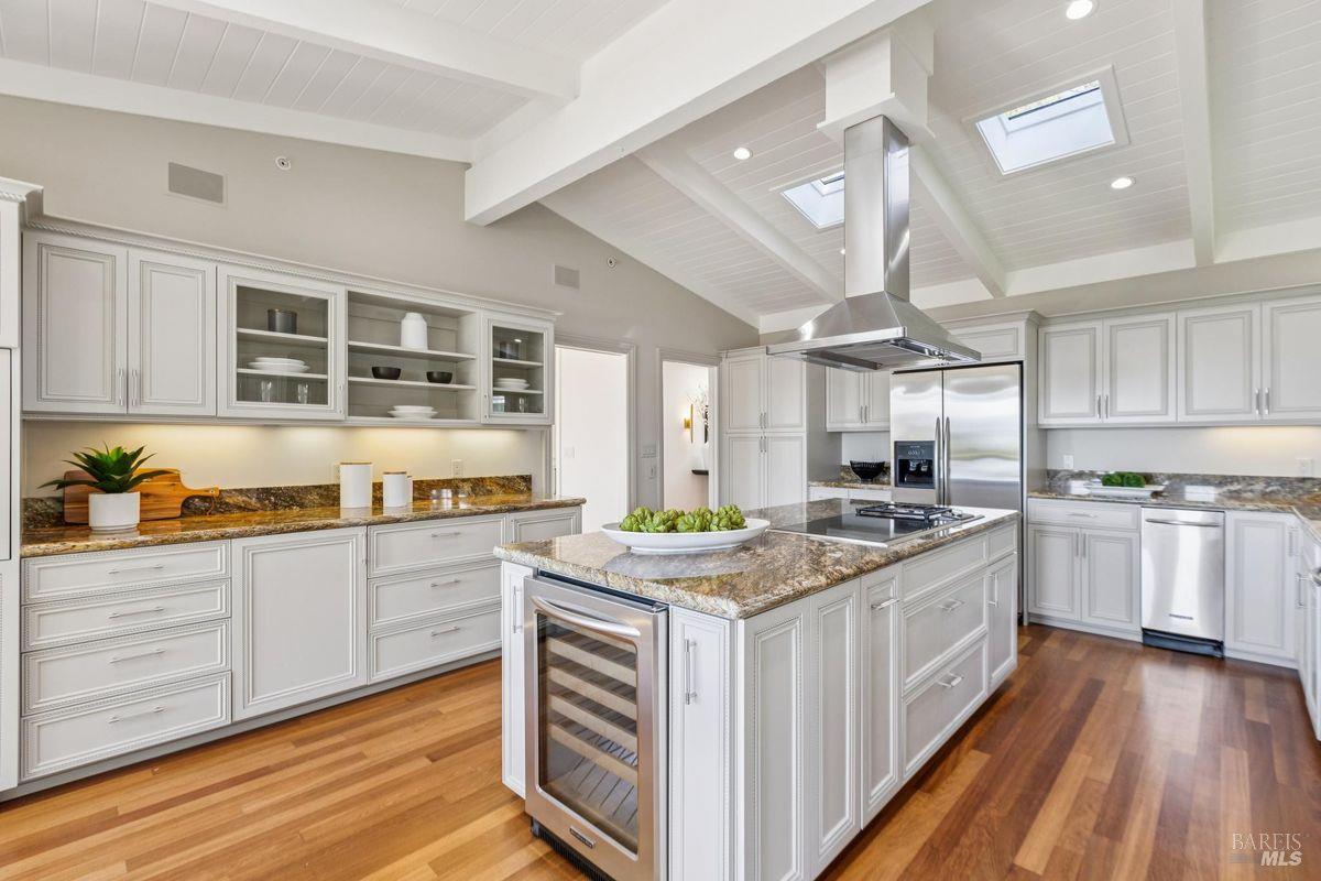 17 Tanfield Road Tiburon, CA 94920 - Photo 19 of 54 Gallery Image 19