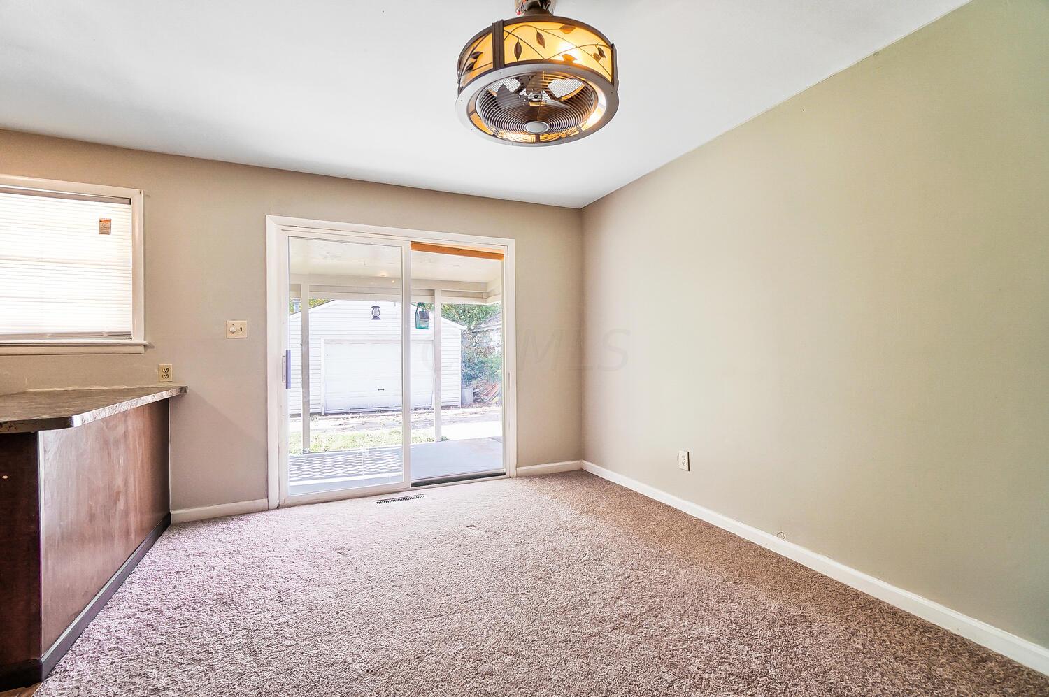 1597 South Hamilton Road Columbus, OH 43227 - Photo 11 of 34 50031043-0051_web