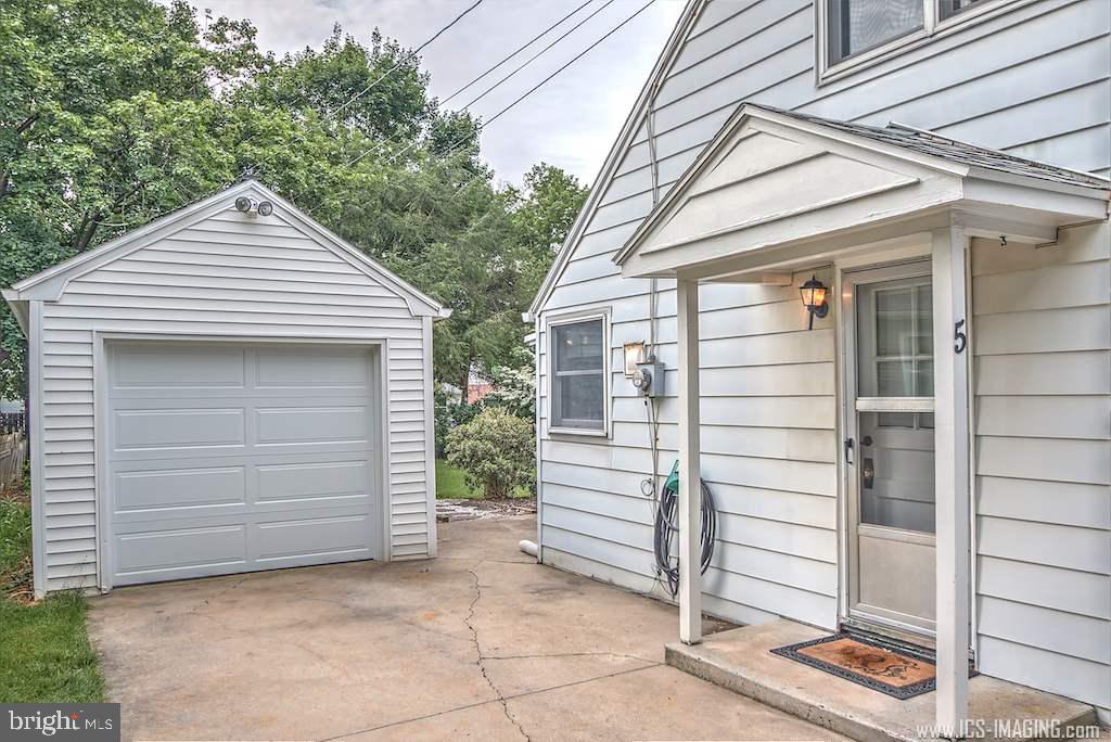 5 Riddle Road Camp Hill, PA 17011 - Photo 5 of 24 Gallery Image 5