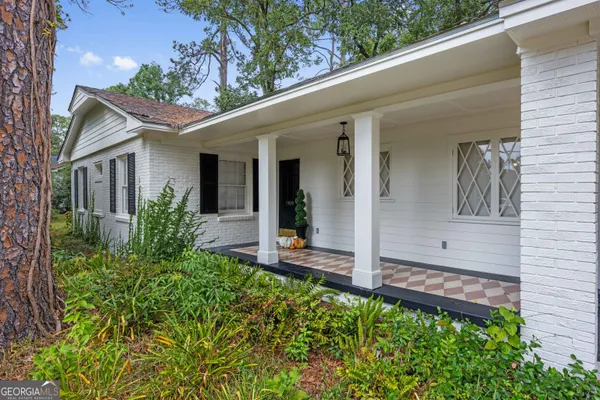 $279,900 | 1909 Azalea Drive, Valdosta, GA 31602