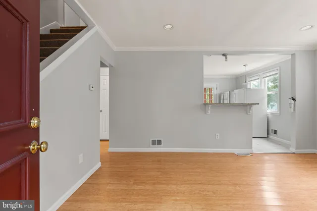 $3,500 | 9609 48th Avenue, College Park, MD 20740