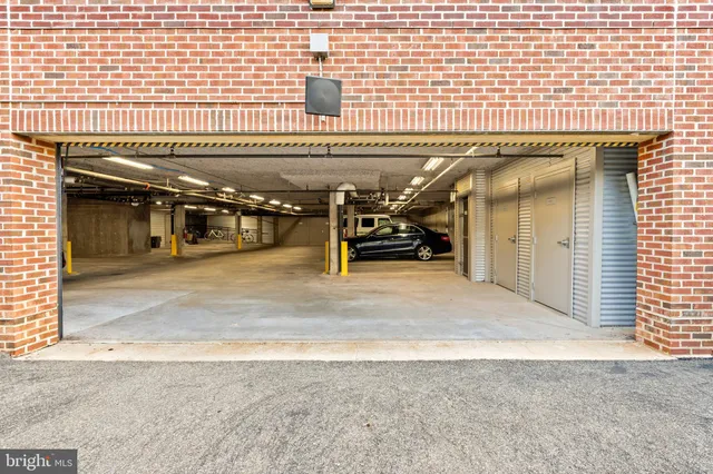 $689,500 | 440 12th Street Northeast, Unit 210, Washington, DC 20002