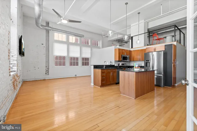 $689,500 | 440 12th Street Northeast, Unit 210, Washington, DC 20002