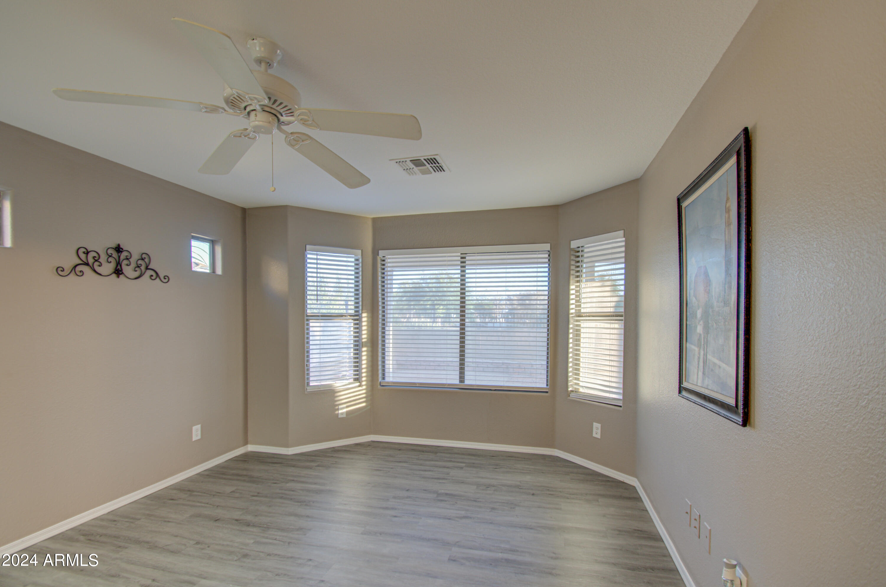 17473 West Calavar Road Surprise, AZ 85388 - Photo 15 of 35 Primary Bed 1