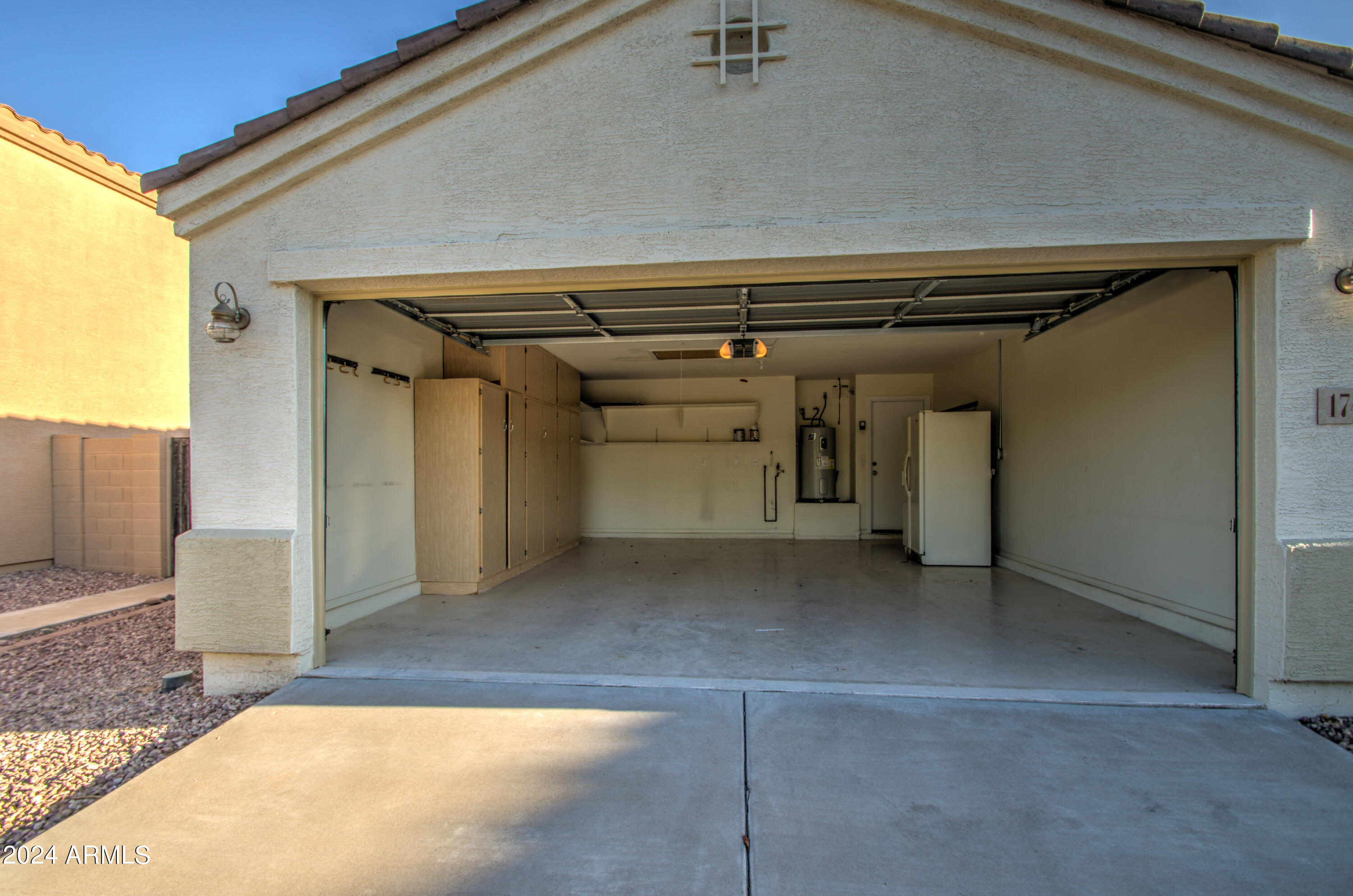 17473 West Calavar Road Surprise, AZ 85388 - Photo 29 of 35 Garage