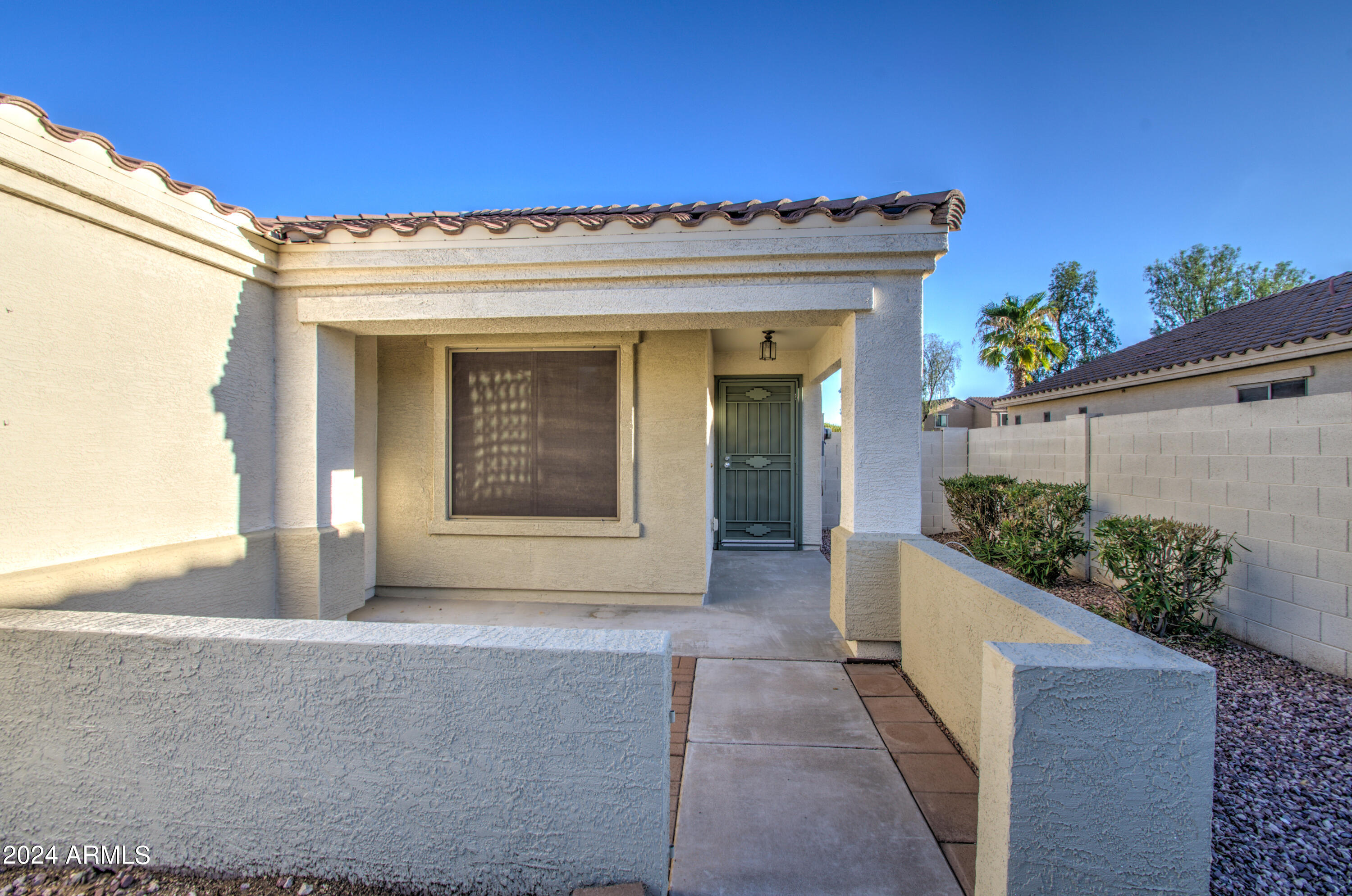 17473 West Calavar Road Surprise, AZ 85388 - Photo 4 of 35 Front 6