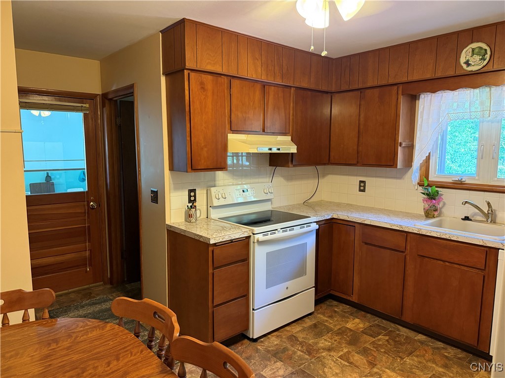 10340 Ridgecrest Road Marcy, NY 13502 - Photo 6 of 24