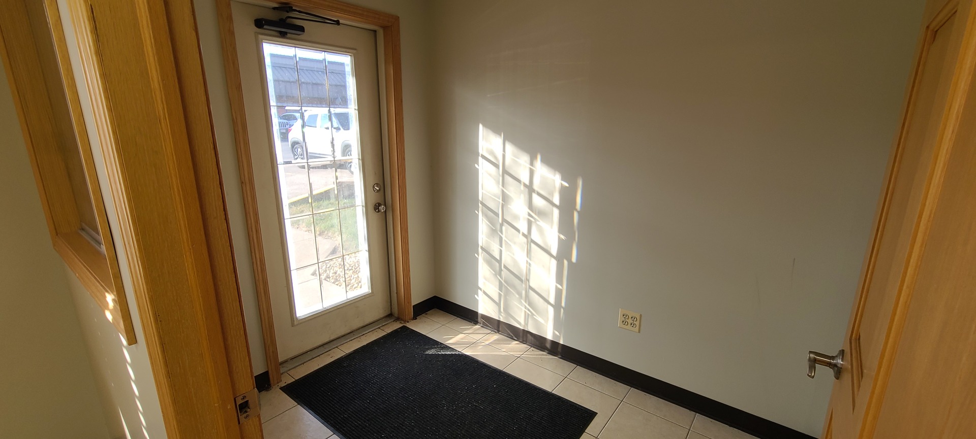 19149 South Blackhawk Parkway Mokena, IL 60448 - Photo 3 of 12 a view of an front door