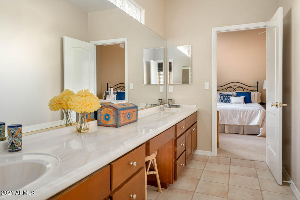 7475 East Jackrabbit Road Scottsdale, AZ 85250 - Photo 22 of 31 22 Secondary Bath