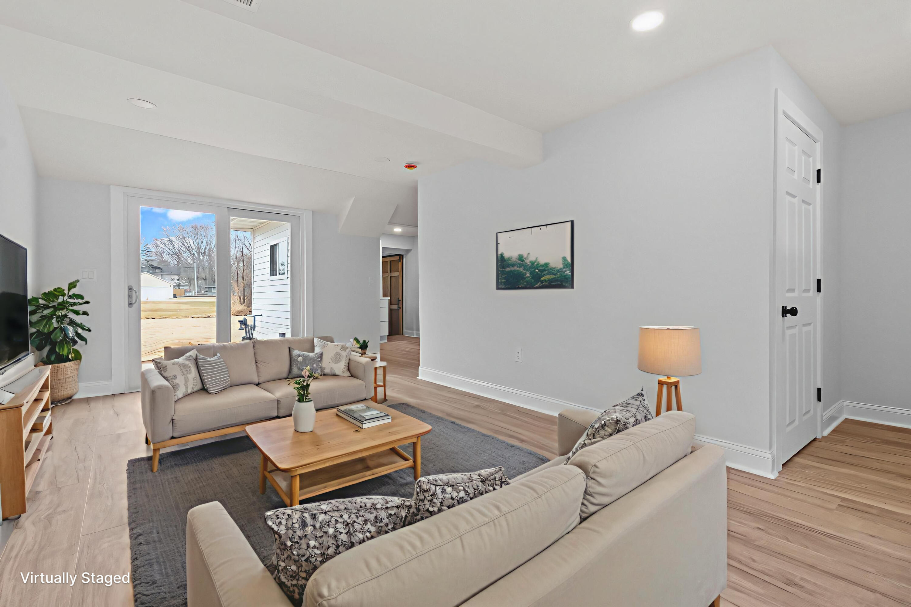 4227 Chestnut Street Delavan, WI 53115 - Photo 3 of 17 Living room (Virtual staged)