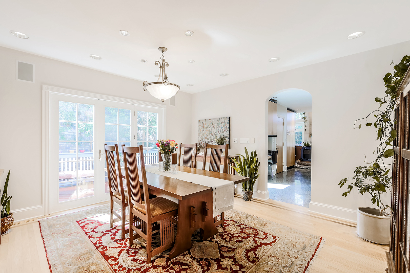 212 Stanley Avenue Park Ridge, IL 60068 - Photo 15 of 33 a view of a dining room with furniture