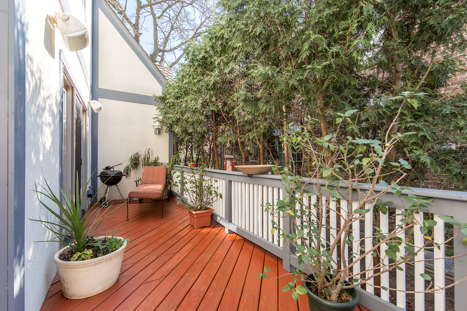 212 Stanley Avenue Park Ridge, IL 60068 - Photo 31 of 33 a balcony with wooden floor and outdoor seating