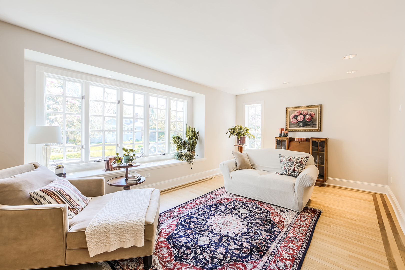 212 Stanley Avenue Park Ridge, IL 60068 - Photo 5 of 33 a living room with furniture large windows and wooden floor