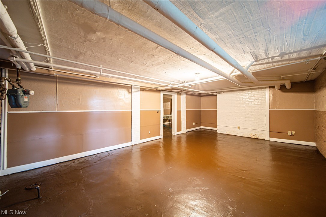 2868 Lee Road Cleveland, OH 44120 - Photo 34 of 35 View of basement
