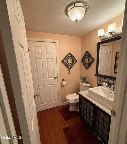 $335,000 | 109 Thimbleberry Road, Ballston Spa, NY 12020