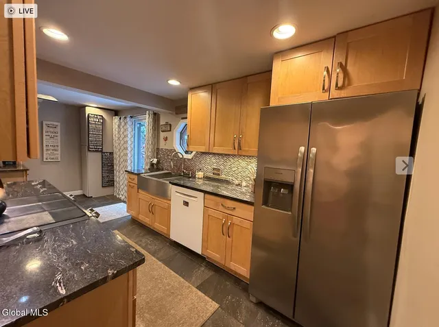 $335,000 | 109 Thimbleberry Road, Ballston Spa, NY 12020