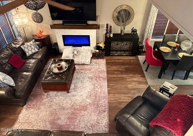 $335,000 | 109 Thimbleberry Road, Ballston Spa, NY 12020