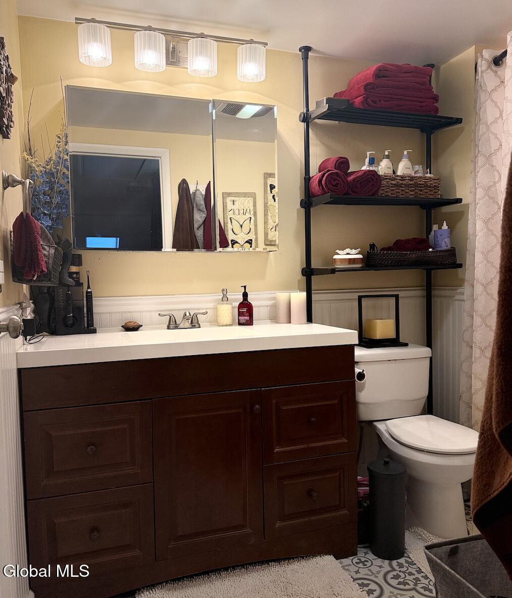 109 Thimbleberry Road Ballston Spa, NY 12020 - Photo 26 of 63 Screen Shot 2025-12-03 at 3.09.02 PM