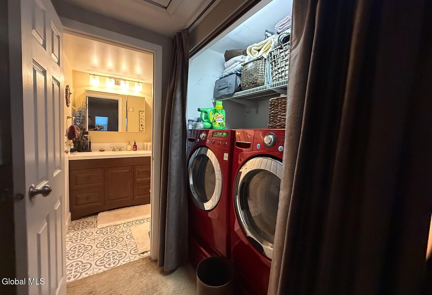 109 Thimbleberry Road Ballston Spa, NY 12020 - Photo 30 of 63 Screen Shot 2025-12-03 at 3.10.10 PM