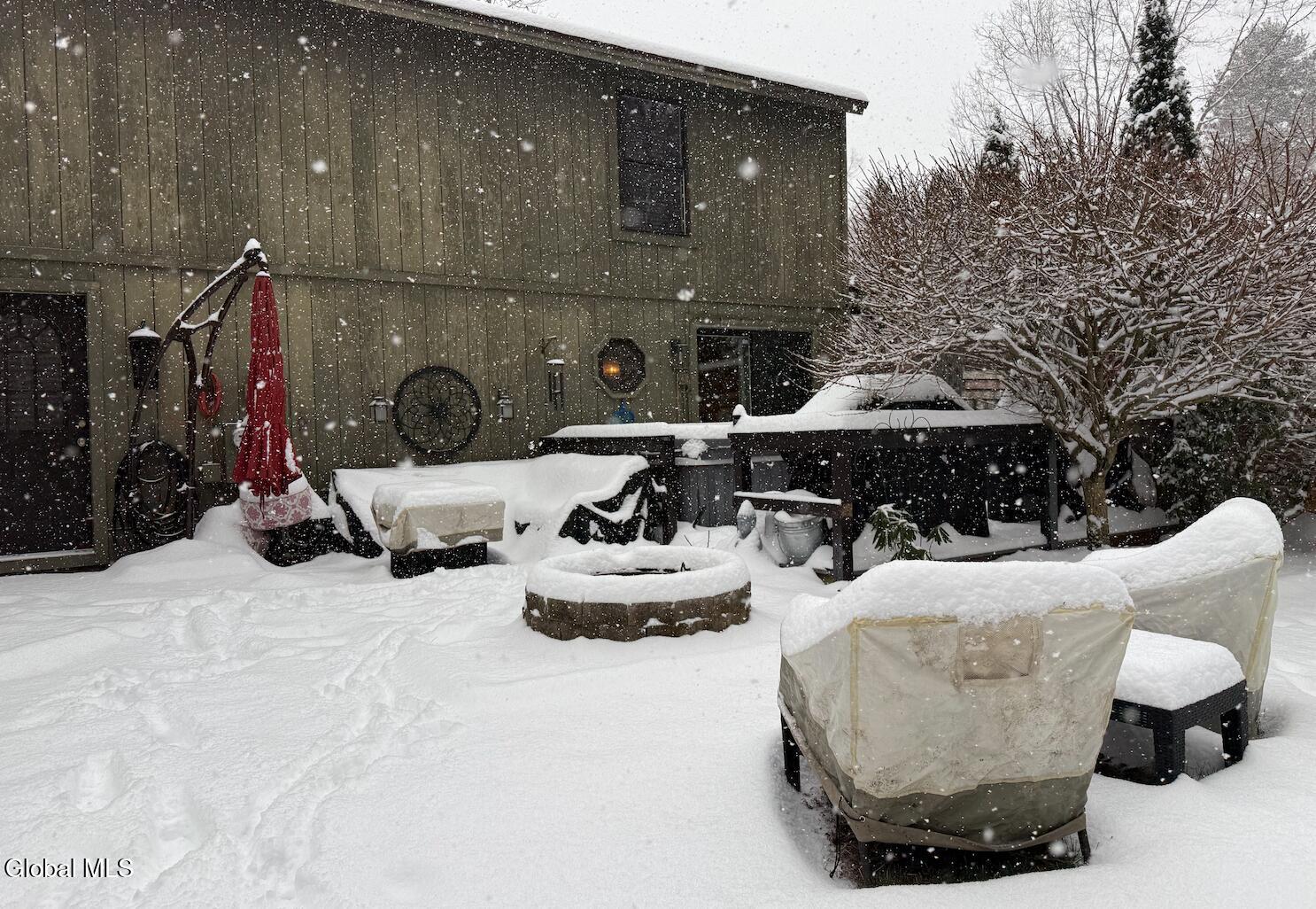 109 Thimbleberry Road Ballston Spa, NY 12020 - Photo 35 of 63 Screen Shot 2025-12-03 at 3.12.58 PM