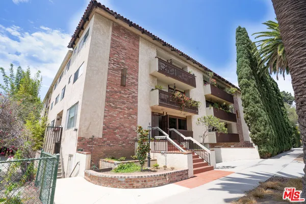 $5,500 | 1114 12th Street, Unit 303, Santa Monica, CA 90403