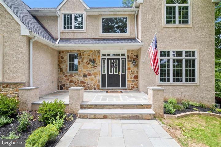608 Ellis Road Havertown, PA 19083 - Photo 4 of 33