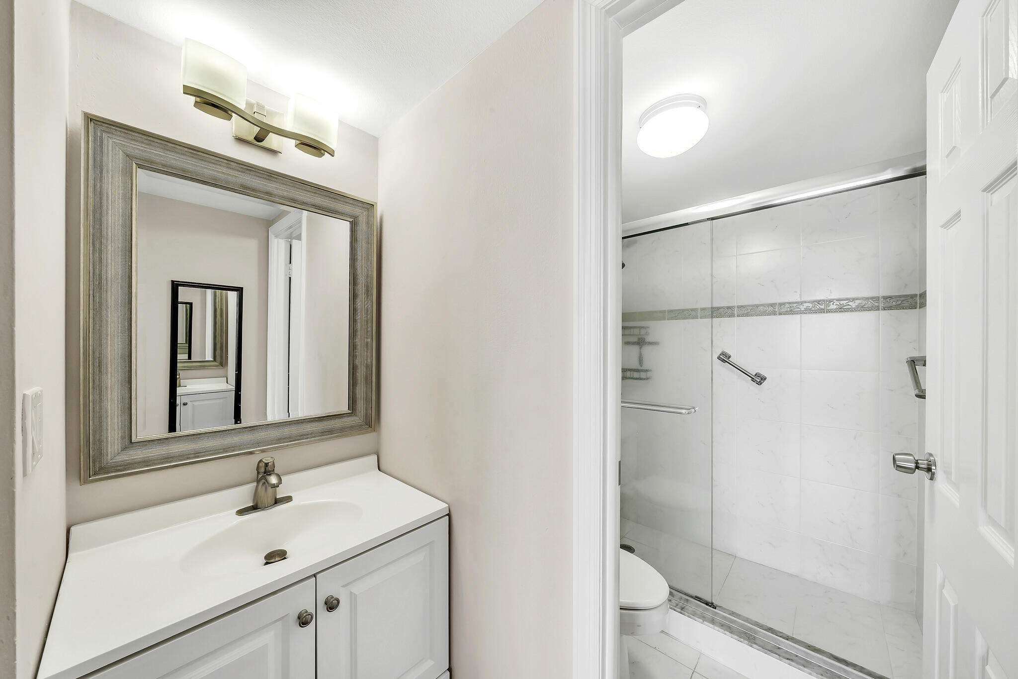 600 Three Islands Boulevard, Unit 1418 Hallandale Beach, FL 33009 - Photo 24 of 37 7 Primary Bathroom (3)