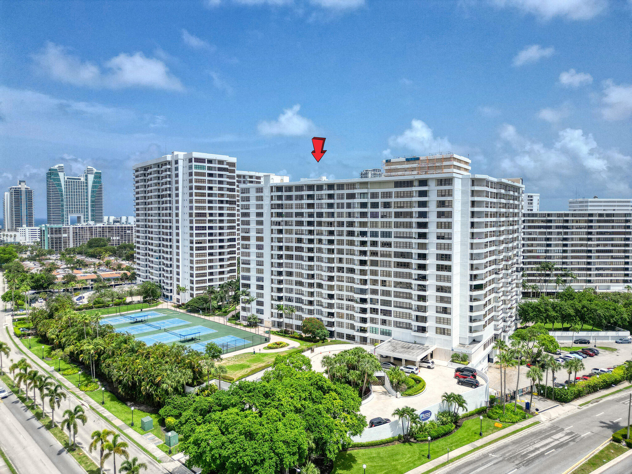 600 Three Islands Boulevard, Unit 1418 Hallandale Beach, FL 33009 - Photo 32 of 37 1 Aerials (1)