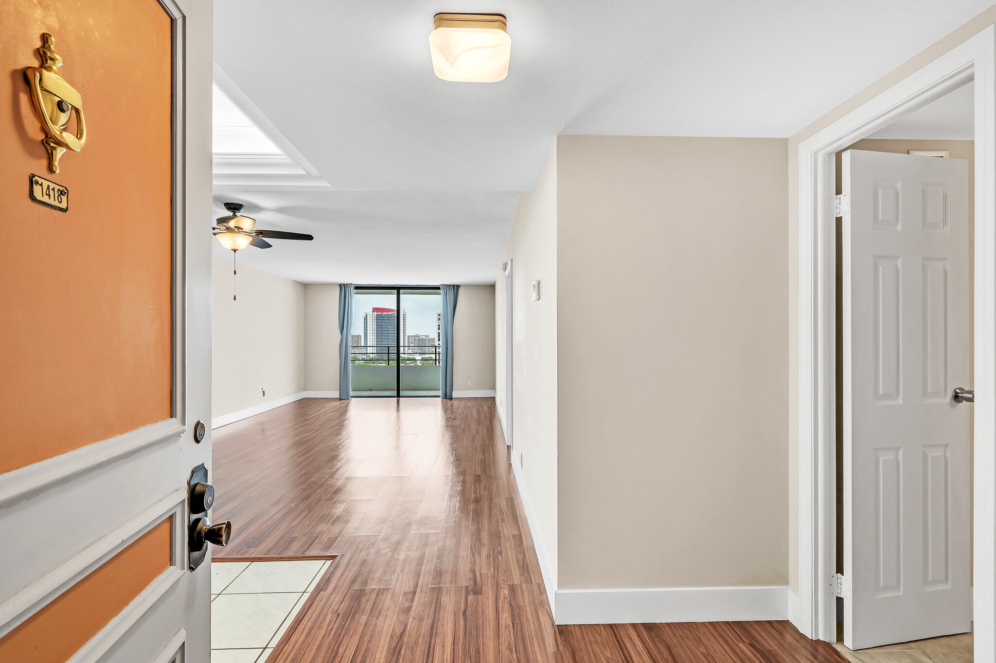 600 Three Islands Boulevard, Unit 1418 Hallandale Beach, FL 33009 - Photo 5 of 37 3 Entrance (1)